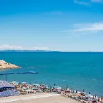 Aragosta 4* Durrës