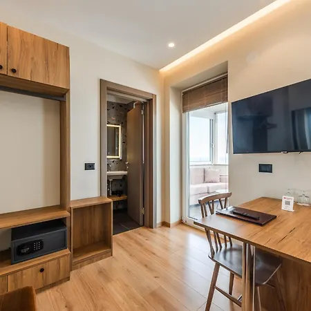 Aragosta 4* Durrës