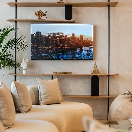 Aragosta Hotel 4*