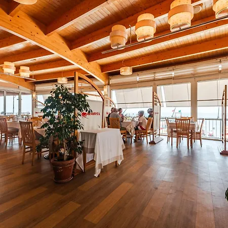 Aragosta Hotel