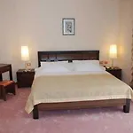 Aragosta Hotel 4*