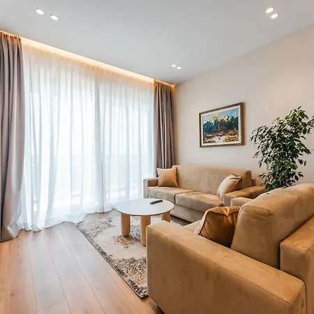 Aragosta Hotel Durrës