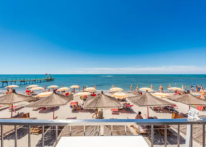 Aragosta Hotel Durres