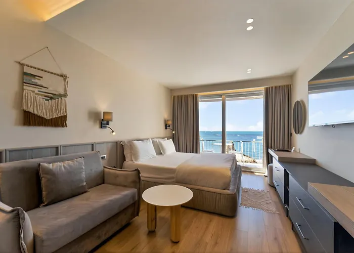 Hotel Aragosta Durres